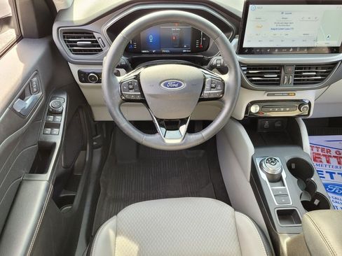 Used 2024 Ford Escape SE FWD image 7