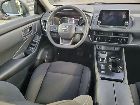 Certified 2025 Nissan Rogue S image 10