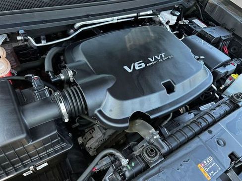 Used 2022 GMC Canyon Denali AWD/4WD image 30