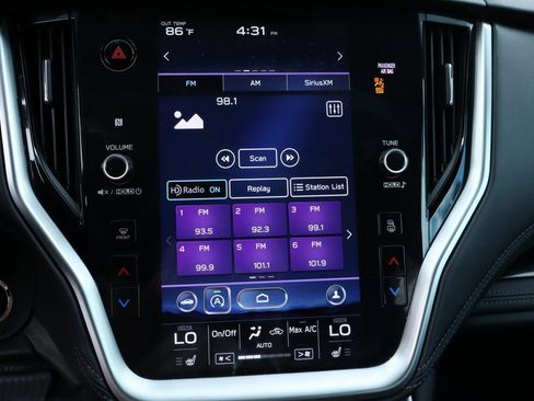 Used 2022 Subaru Outback Limited image 30