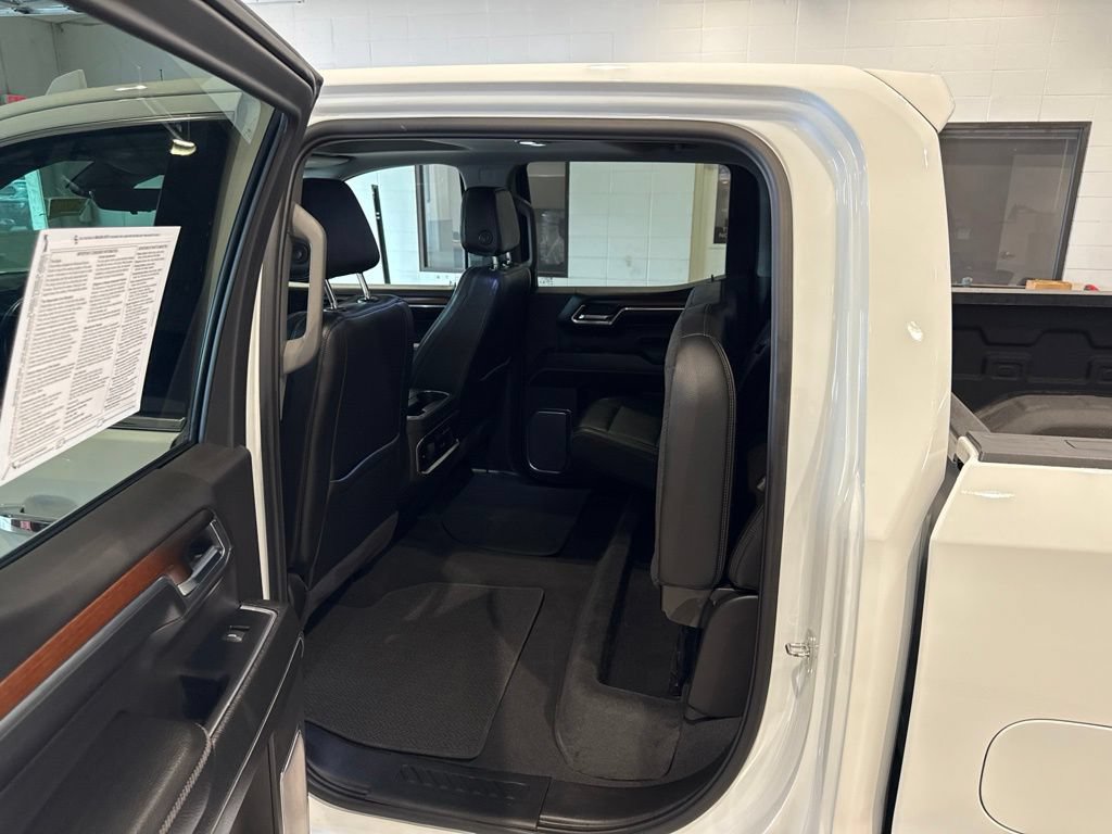 Used 2024 GMC Sierra 1500 Denali w/ Technology Package AWD/4WD image 22