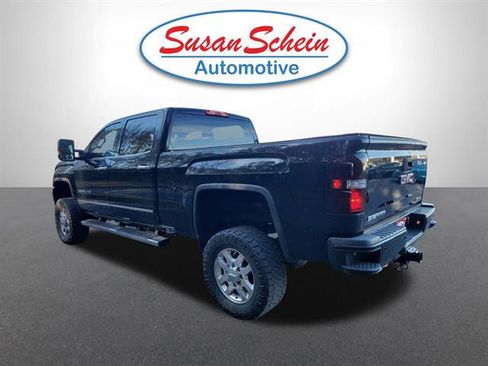 Used 2018 GMC Sierra 2500 Denali w/ Duramax Plus Package image 27