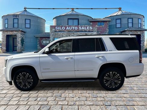 Used 2018 GMC Yukon SLT w/ Premium Edition AWD/4WD image 2