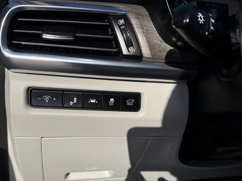 Used 2022 Kia Telluride EX w/ EX Premium Package image 17