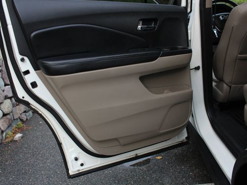 Used 2018 Honda Pilot EX-L image 15