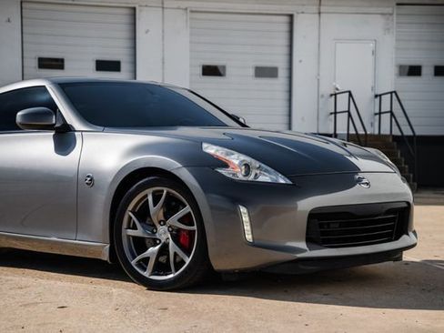 Used 2014 Nissan 370Z Coupe w/ Sport Package image 32
