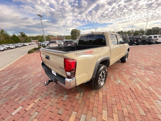 Used 2018 Toyota Tacoma TRD Off-Road AWD/4WD image 35