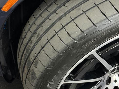 Certified 2023 Mercedes-Benz EQS 580 4MATIC Sedan image 19