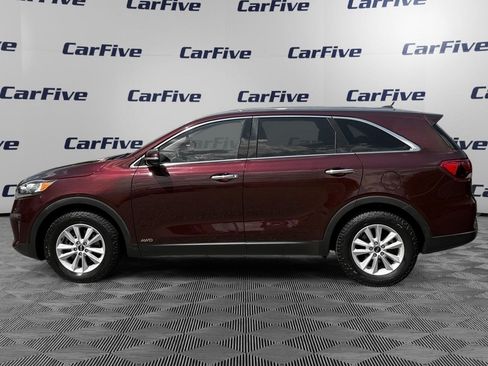 Used 2019 Kia Sorento AWD V6 image 2