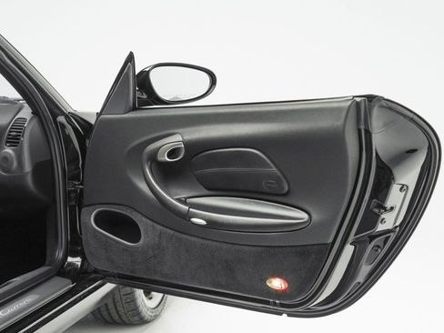 Used 1999 Porsche 911 Carrera image 42