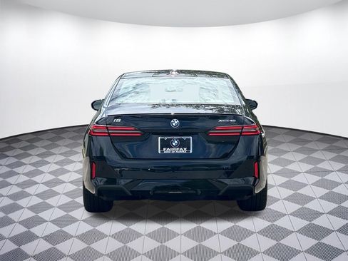 Certified 2026 BMW i5 eDrive40 w/ Executive Package AWD/4WD image 10