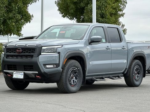 New 2026 Nissan Frontier Pro-X w/ Pro-X Convenience Package image 8