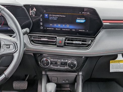Used 2026 Chevrolet TrailBlazer RS w/ Convenience Package FWD image 17