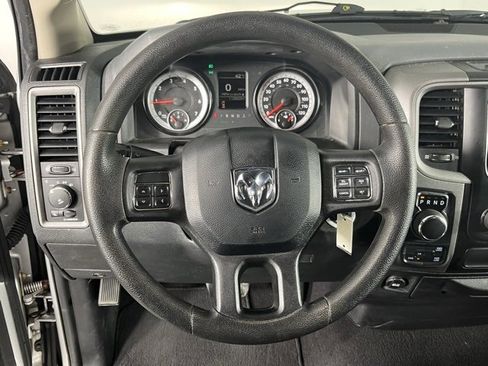 Used 2015 RAM 1500 Express image 8