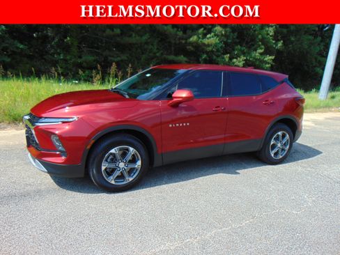 Used 2024 Chevrolet Blazer LT w/ Driver Confidence Package image 5