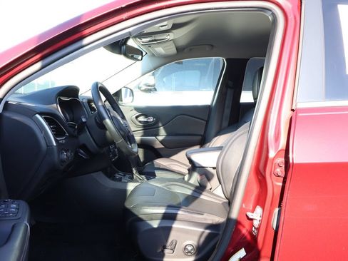 Used 2021 Jeep Cherokee Latitude Lux w/ Comfort/Convenience Group AWD/4WD image 9