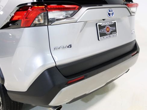 Used 2022 Toyota RAV4 Limited AWD/4WD image 63