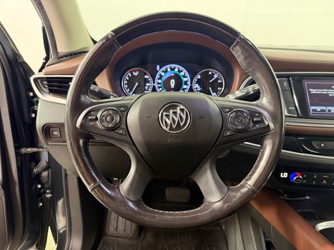 Used 2018 Buick Enclave Avenir w/ Avenir Technology Package FWD image 14