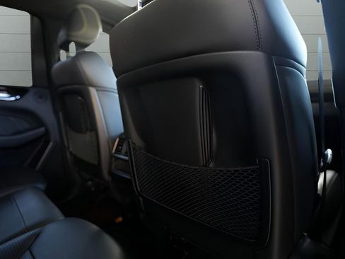 Used 2019 Mercedes-Benz GLE 63 AMG 4MATIC w/ Premium 3 Package image 33