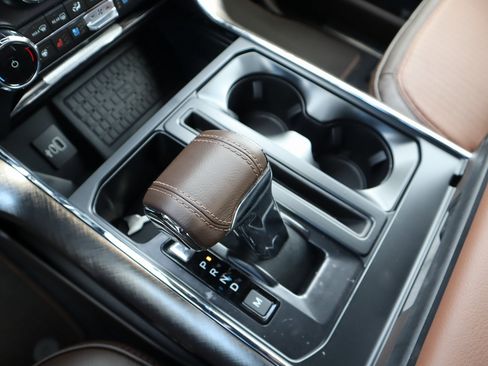 New 2025 Ford F150 King Ranch w/ FX4 Off-Road Package image 10