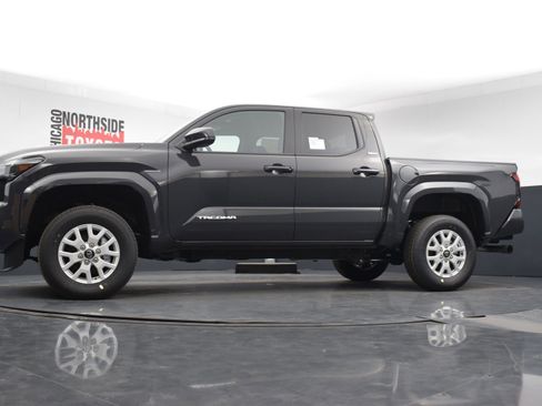 Used 2026 Toyota Tacoma SR5 image 27