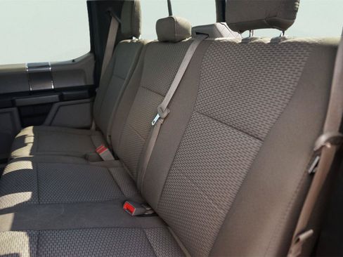 Used 2020 Ford F150 XLT w/ Equipment Group 302A Luxury AWD/4WD image 13