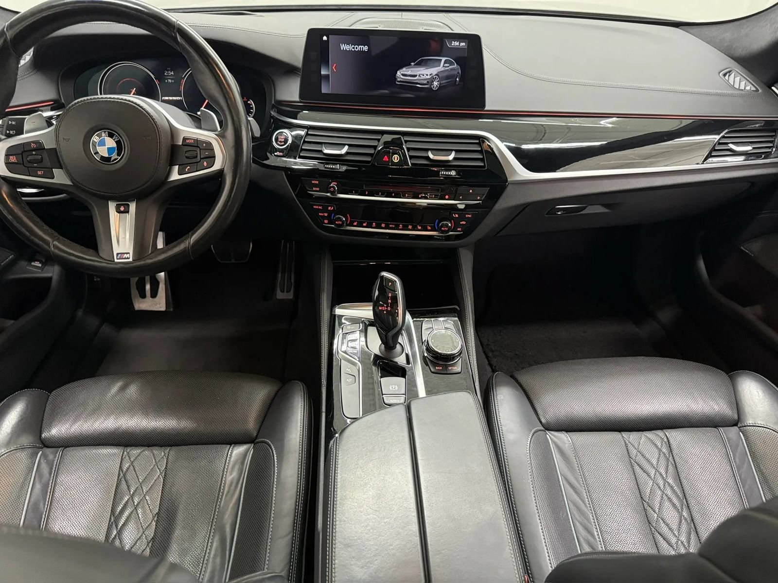 Used 2018 BMW M550i xDrive AWD/4WD image 2