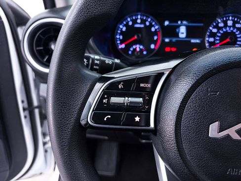 Certified 2023 Kia Forte LXS FWD image 27