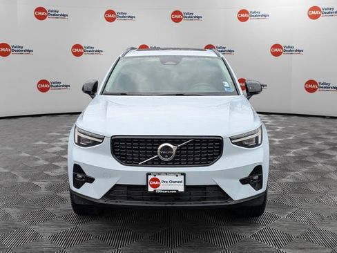 Used 2026 Volvo XC40 B5 Plus w/ Protection Package Premier image 2