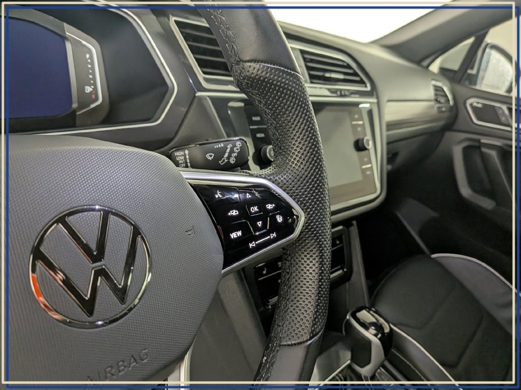 Used 2024 Volkswagen Tiguan SEL R-Line AWD/4WD image 23