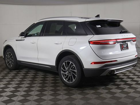 Used 2022 Lincoln Corsair AWD w/ Equipment Group 101A image 10