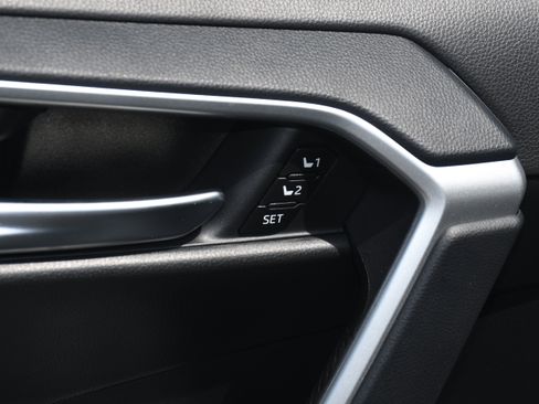 Used 2025 Toyota RAV4 XLE Premium FWD image 12