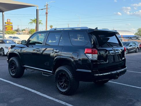 Used 2013 Toyota 4Runner SR5 AWD/4WD image 5
