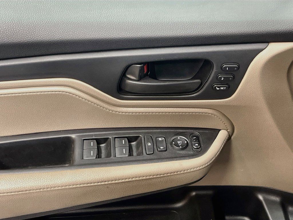 Used 2022 Honda Odyssey EX-L image 17