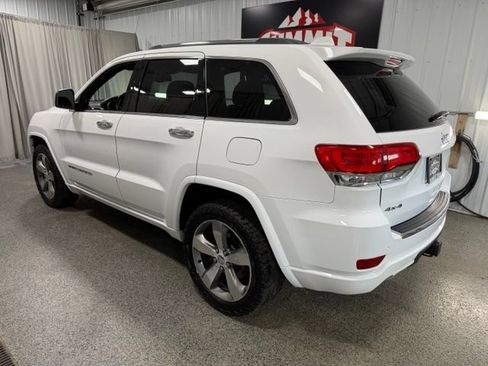 Used 2014 Jeep Grand Cherokee Overland AWD/4WD image 6