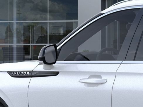 New 2026 Lincoln Aviator AWD image 20