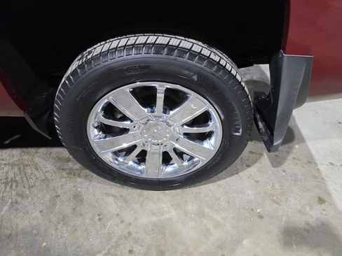 Used 2018 Chevrolet Silverado 1500 High Country image 24