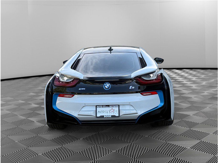 Used 2015 BMW i8 AWD/4WD image 4
