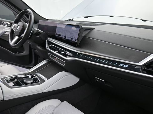 Used 2024 BMW X6 xDrive40i w/ Premium Package image 20