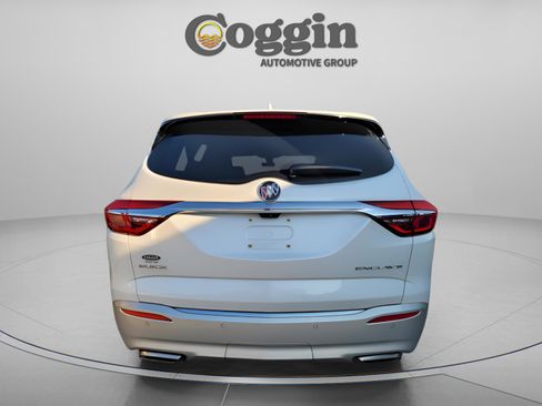 Used 2018 Buick Enclave Avenir w/ Avenir Technology Package image 7