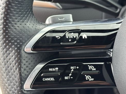 Used 2023 Mercedes-Benz GLC 300 image 24