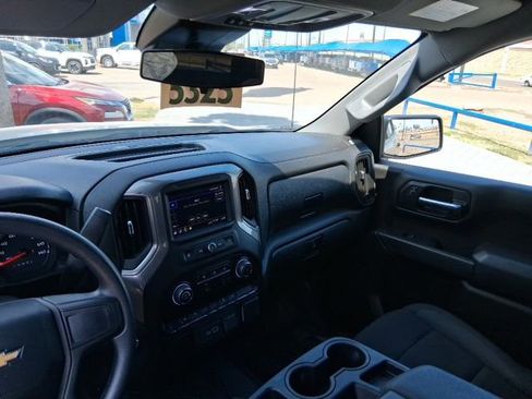 Used 2026 Chevrolet Silverado 1500 Custom RWD image 9
