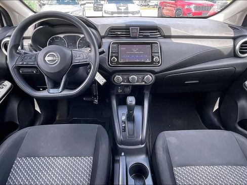 Used 2023 Nissan Versa S FWD image 7