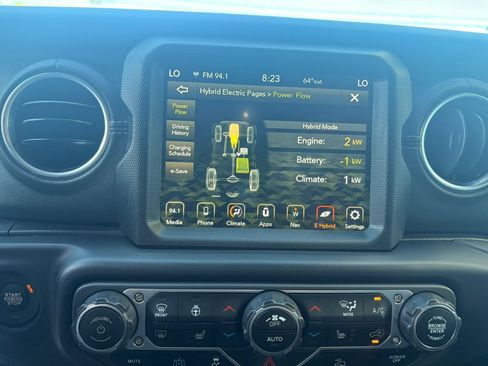 Used 2023 Jeep Wrangler Unlimited Sahara w/ Cold Weather Group AWD/4WD image 27