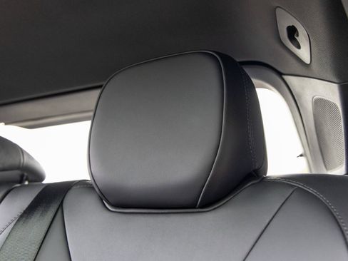 New 2026 Porsche Cayenne Coupe image 41