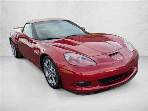 Used 2010 Chevrolet Corvette Grand Sport w/ Preferred Equipment Group image 3