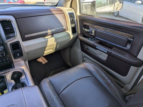 Used 2016 RAM 2500 Longhorn image 15