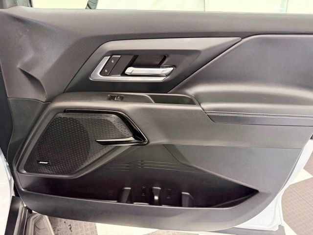 Used 2026 Chevrolet Silverado EV LT AWD/4WD image 25