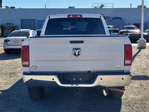 Used 2019 RAM 1500 Express image 9