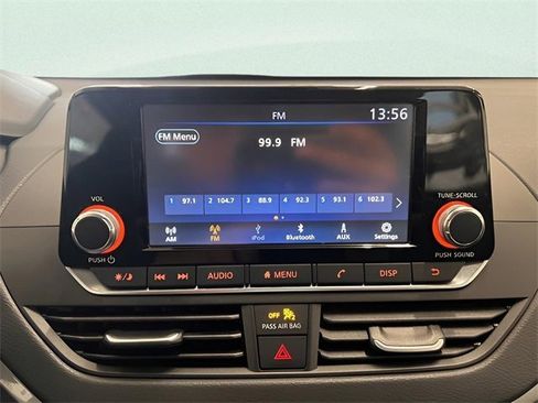 Used 2024 Nissan Altima 2.5 S image 13